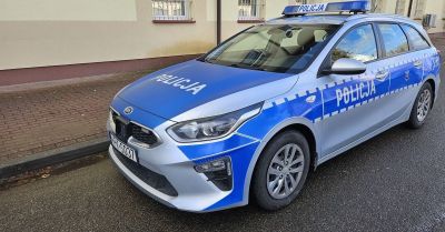 Dzielnicowi oddali właścicielce znalezione pieniądze